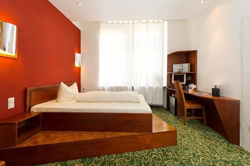 Фото отеля 3