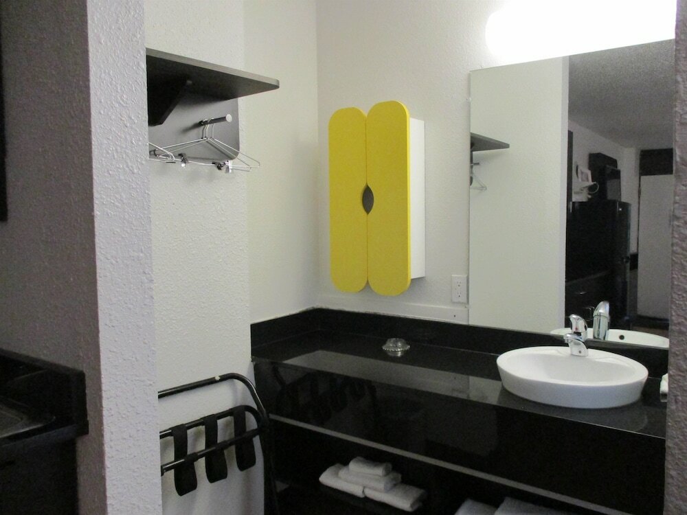 Фото Studio 6 Little Rock West