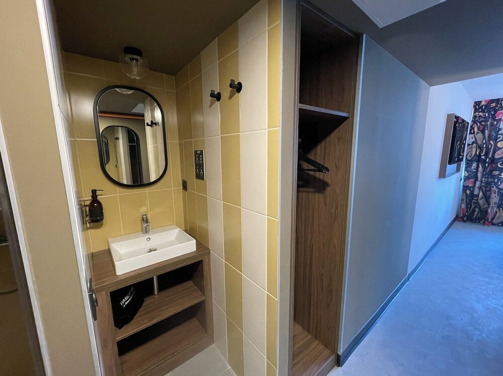 Фото Jost Hôtel Lille Centre