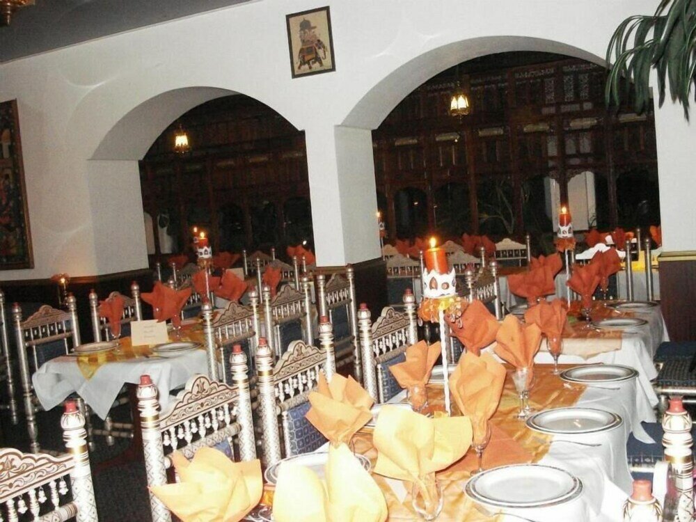 Фото Hotel Starkenburger Hof