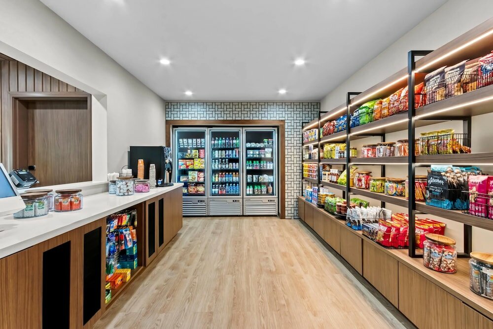 Фото Everhome Suites Chandler Phoenix Fashion Center