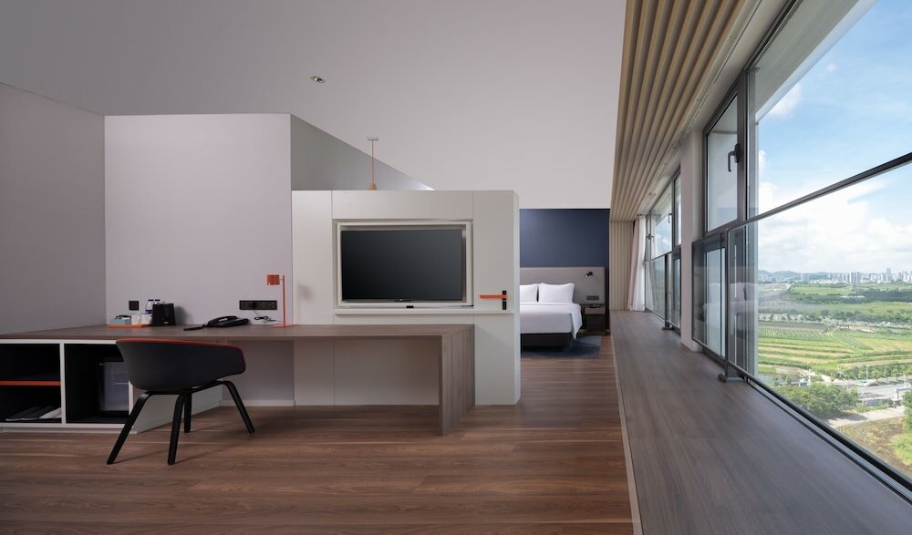 Фото Holiday Inn Express Shenzhen Guangming Cloud Park, an Ihg Hotel