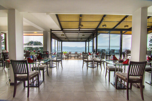 Внешний вид отеля Theva Residency в Канди, фото 2