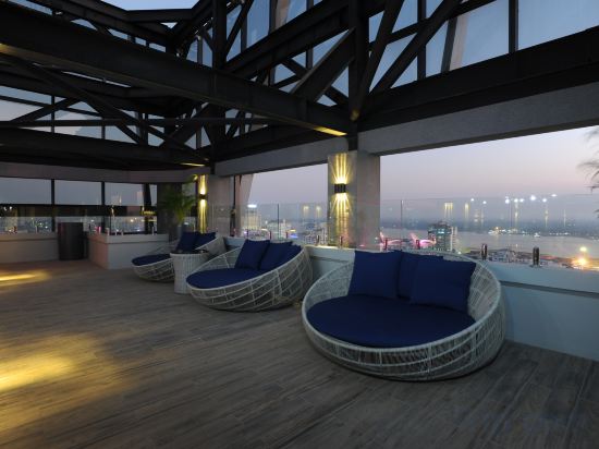 Фото Yangon Thanlwin Hotel