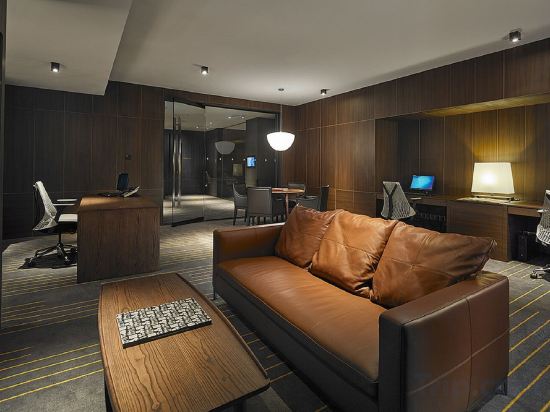Фото G Hotel Kelawai