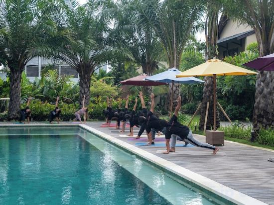 Фото The Grand Villandra Resort