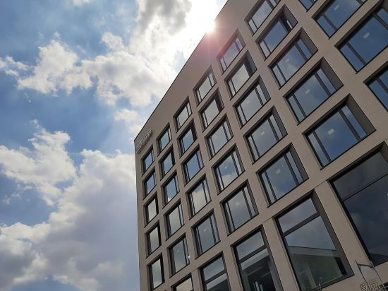 Фото Adina Apartment Hotel Cologne