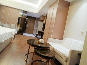 Yiman Jiangjing Homestay (Room 906, North Tower, Huayuan Yunxi, No. 65 Pozi Street), hotel
