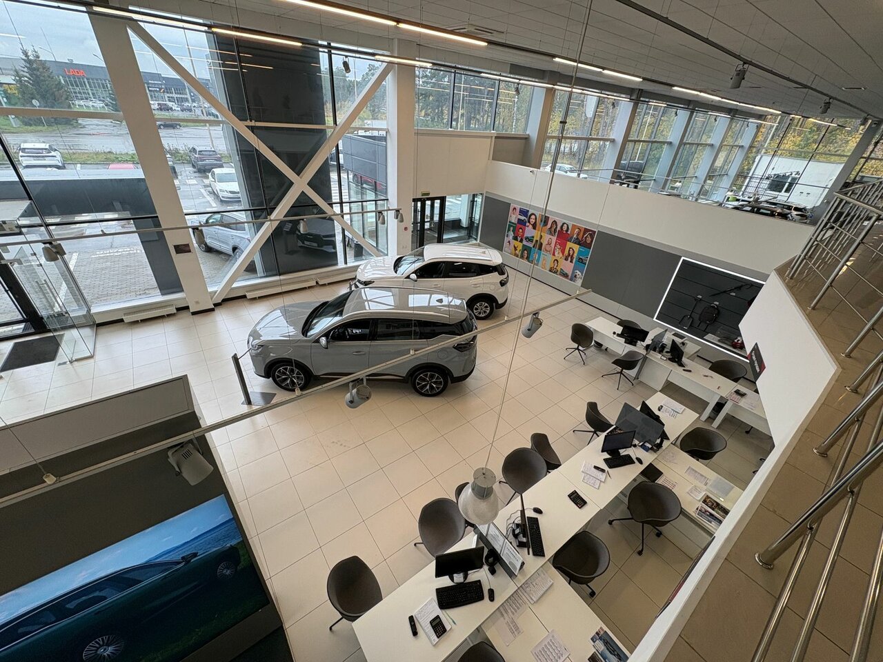 photo Автобан Tenet