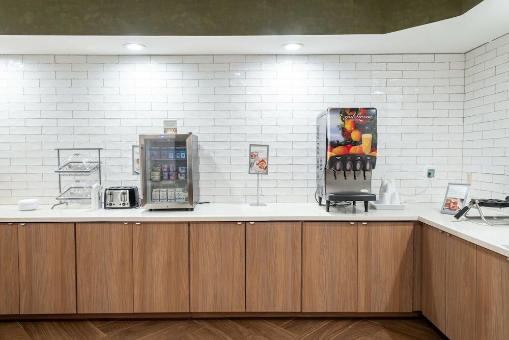 Фото Fairfield Inn and Suites by Marriott Denton