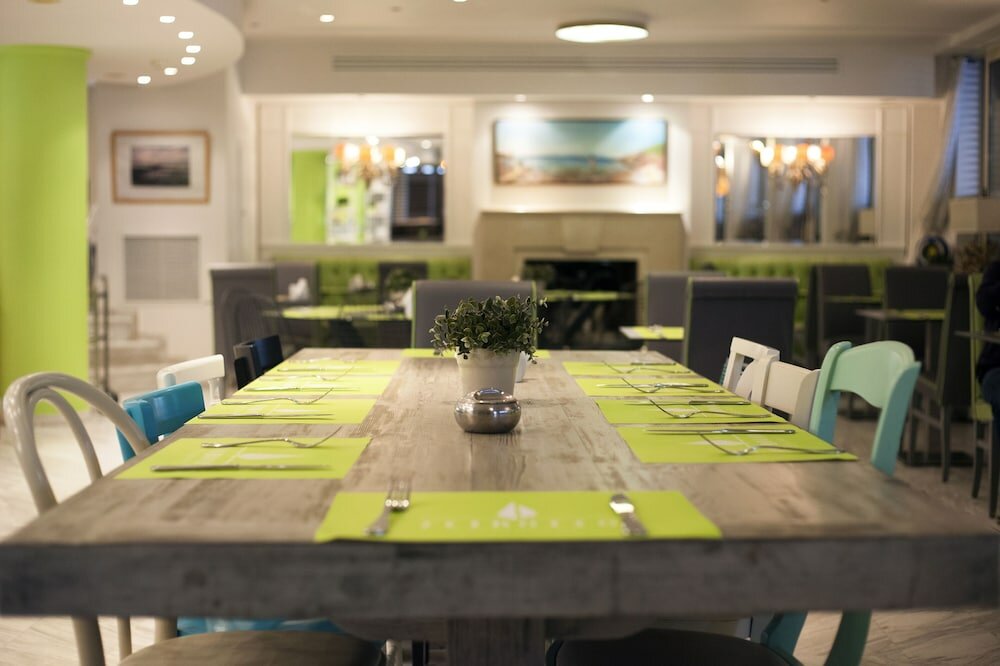 Фото Golden Star City Resort