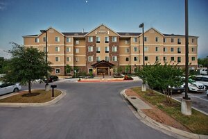 Гостиница Staybridge Suites Austin South Interstate Hwy 35, an Ihg Hotel