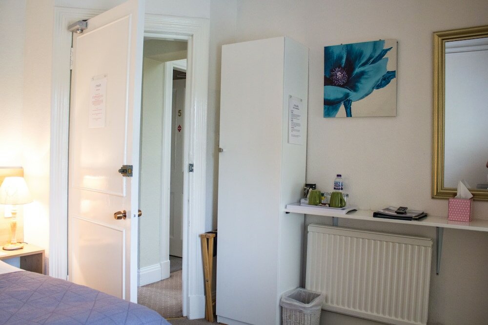 Фото Hazeldene Guest House