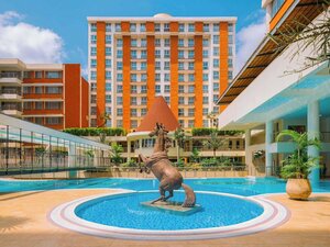 Гостиница Mövenpick Hotel & Residences Nairobi