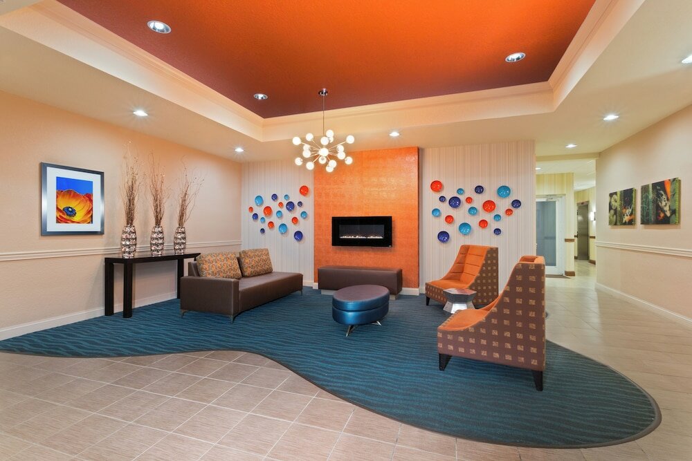 Фото Holiday Inn Express Hotel & Suites Lakeland North - I-4, an Ihg Hotel