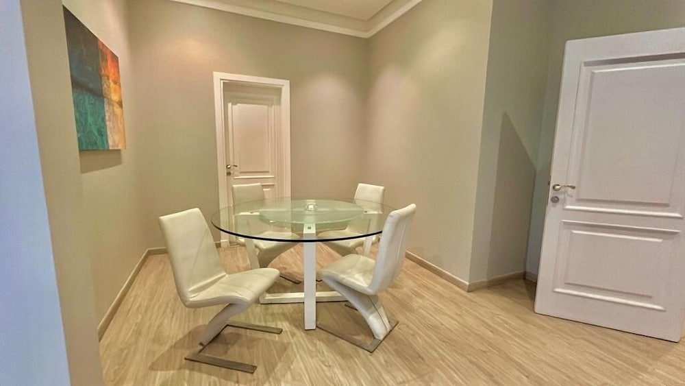 Фото Loren Suites Corniche