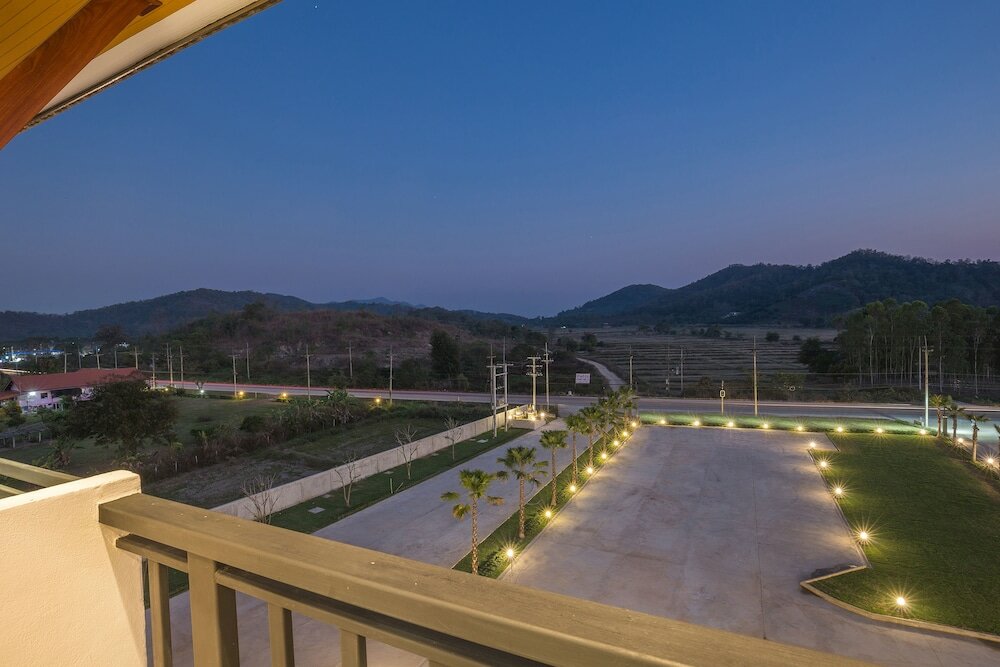 Фото Sann View Hotel