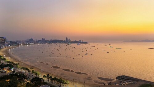 Гостиница OZO North Pattaya в Паттайе