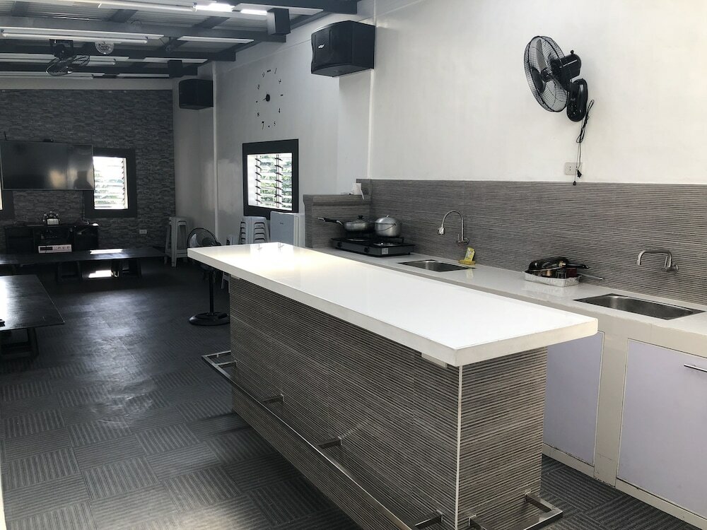 Фото ERVoruto Hostel Makati