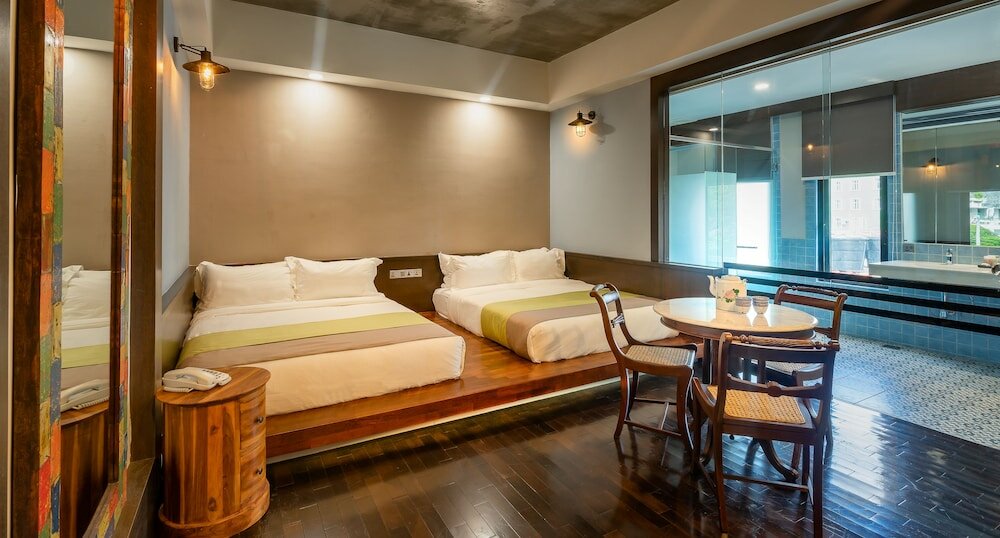 Фото Treasures Hotel and Suites