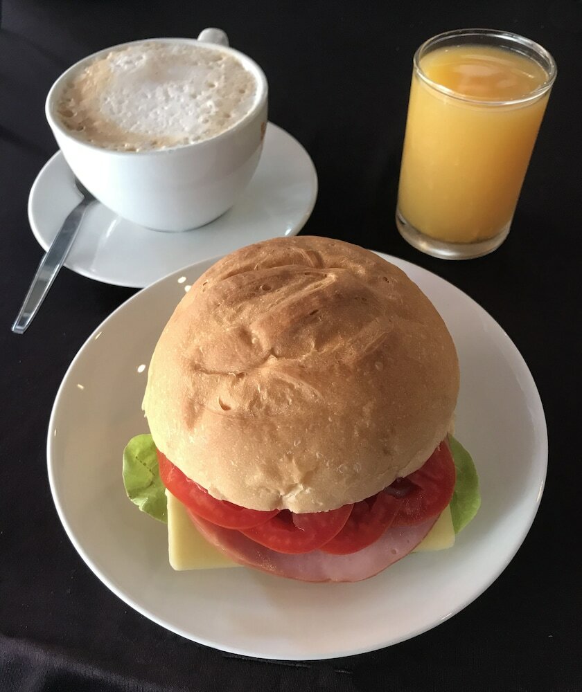 Фото Zip Lounge & Apartments