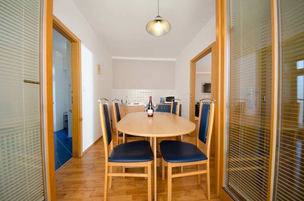 Фото Hotel Garni Pod Skalkou