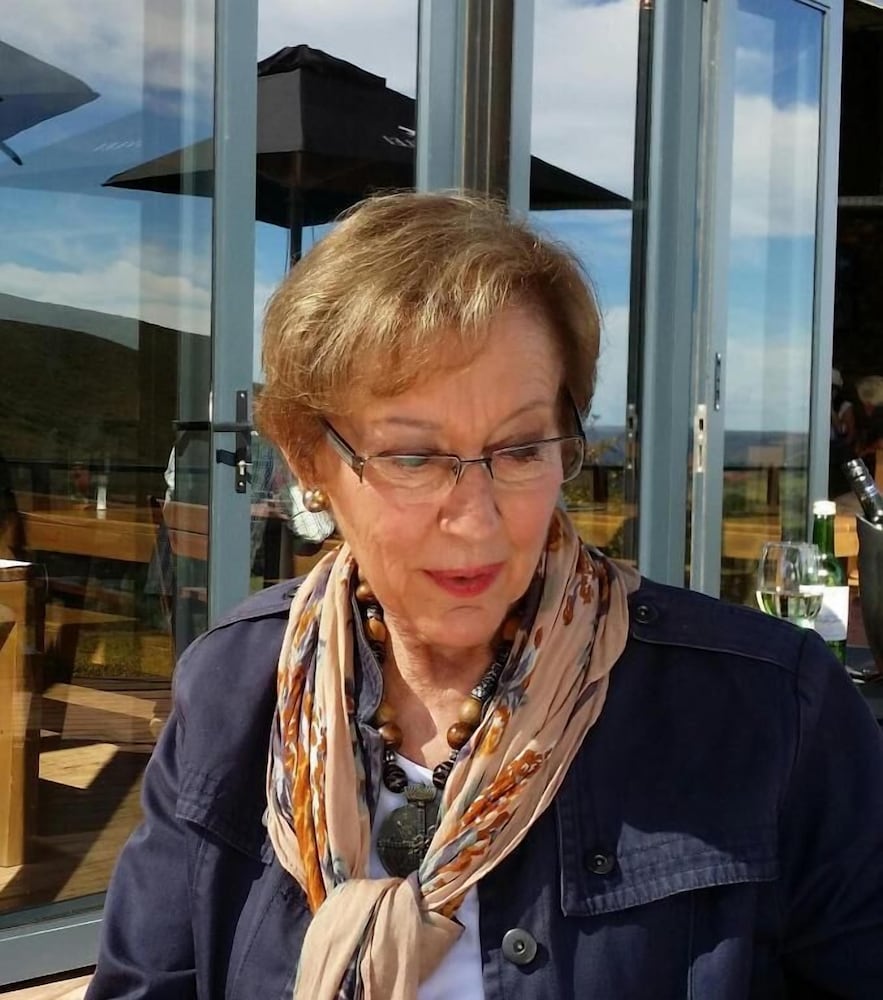 Фото Serendipity Guest House and Restaurant