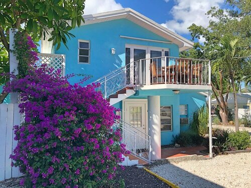 Внешний вид отеля The Pelican Key Largo Cottages в Ки-Ларго, фото 1