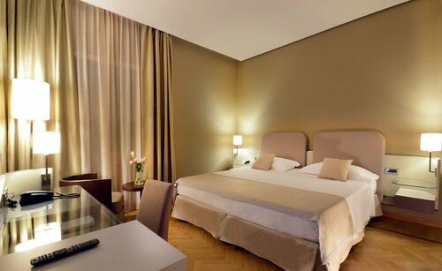 Внешний вид отеля Hotel Palazzo Esedra в Неаполе, фото 2