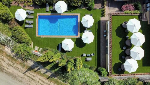 Внешний вид отеля Hotel Costabella в Жироне, фото 3