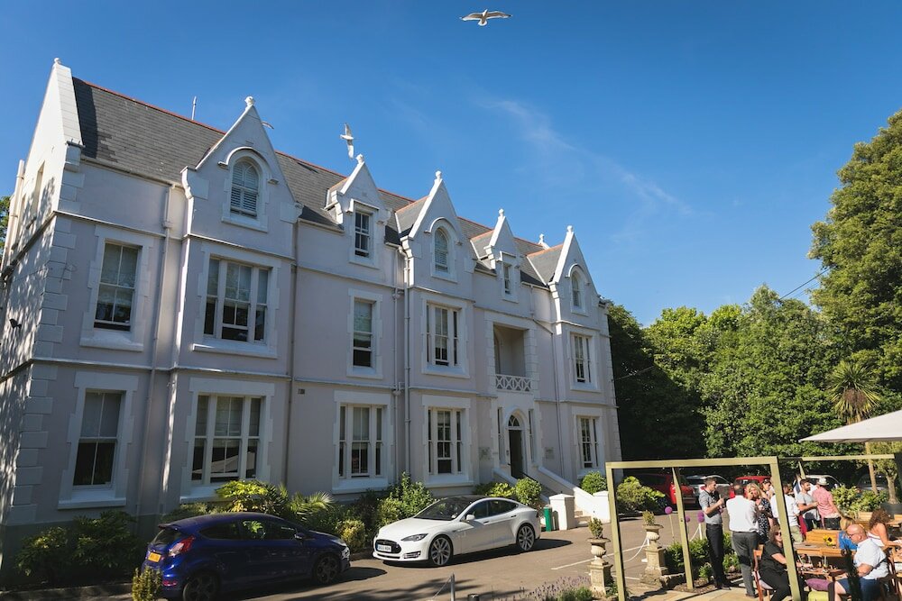 Фото The Green House