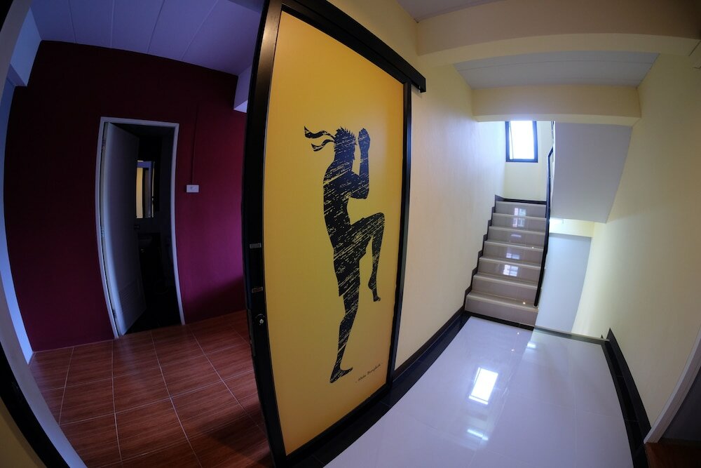 Фото Hide Bangkok Hostel