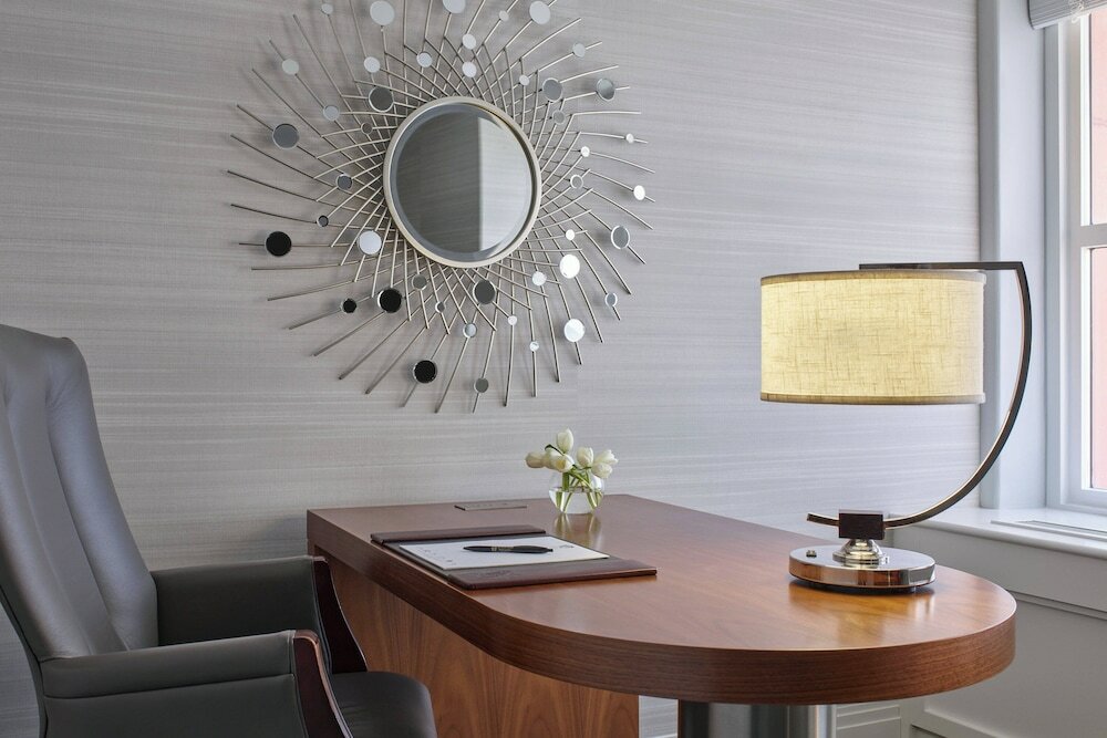 Фото Отель The Brown Palace Hotel and Spa