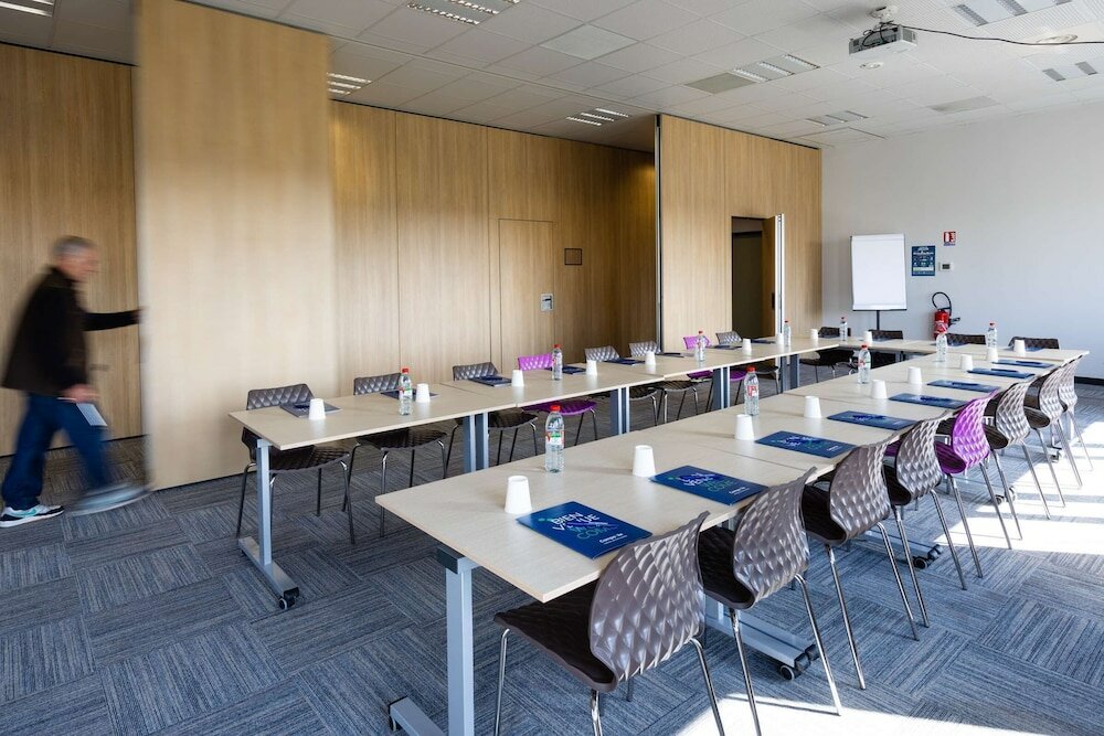 Фото Campanile Limoges Centre - Gare