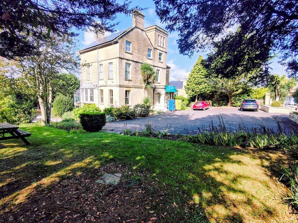 Фото Wentworth House