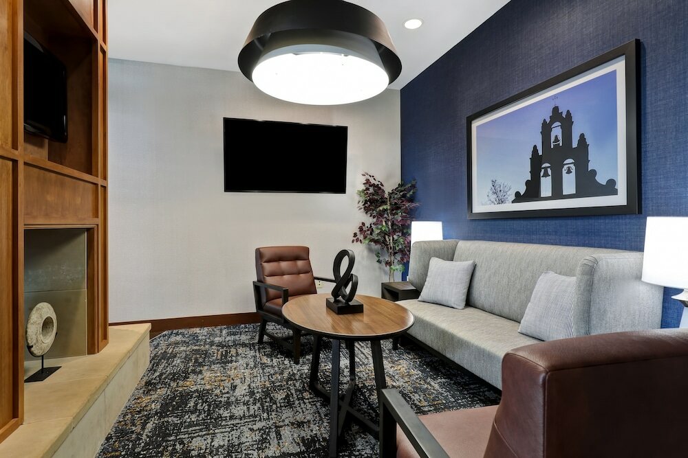 Фото Hyatt Place San Antonio – North/Stone Oak