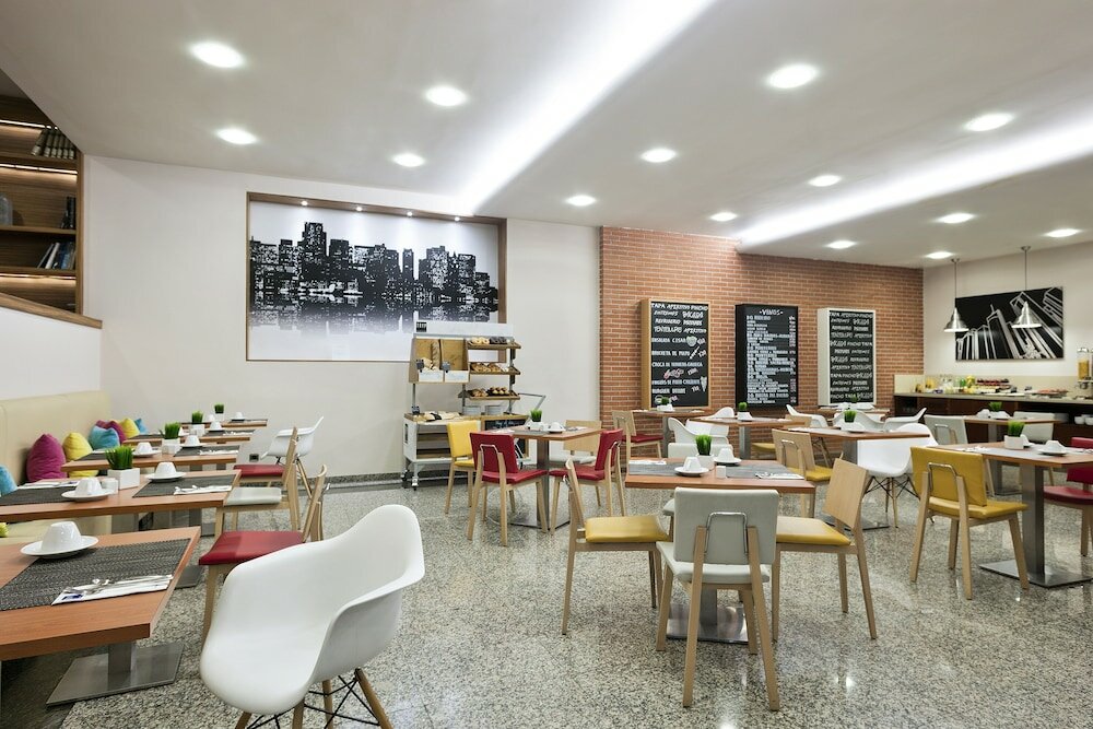 Фото Hotel Santiago Plaza Affiliated by Meliá