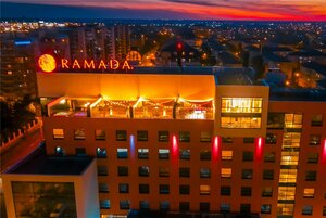 Гостиница Ramada by Wyndham Oradea