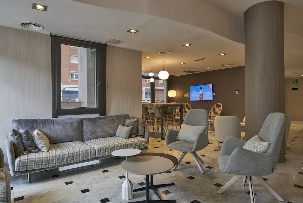 Фото Catalonia Bristol