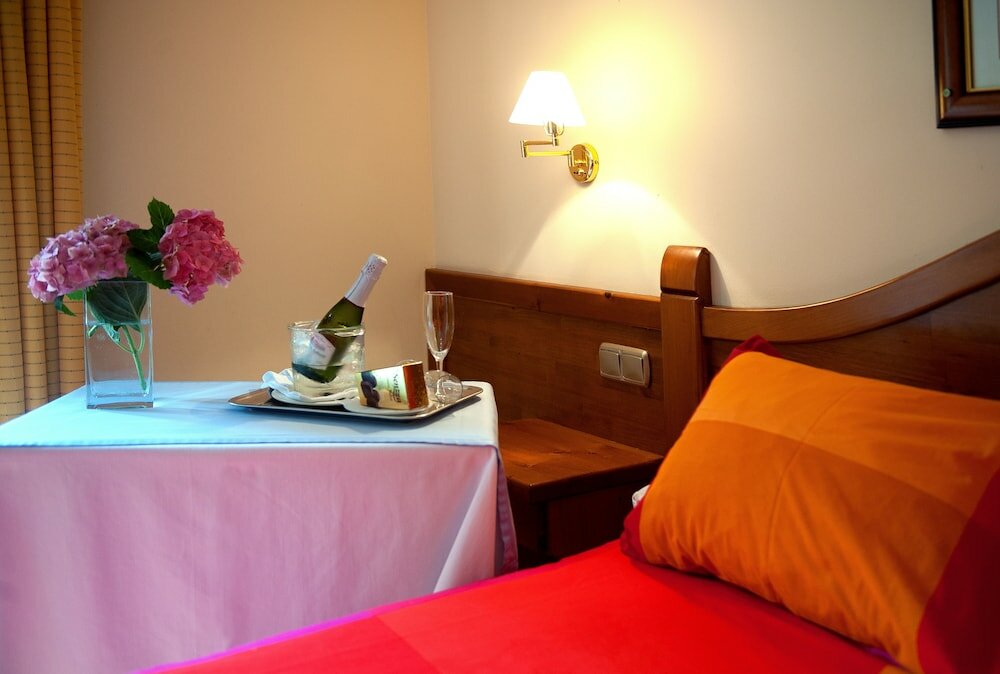 Фото Hotel Montane