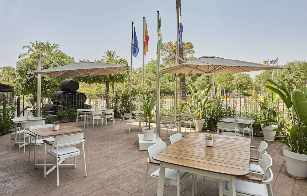 Фото Nh Avenida Jerez