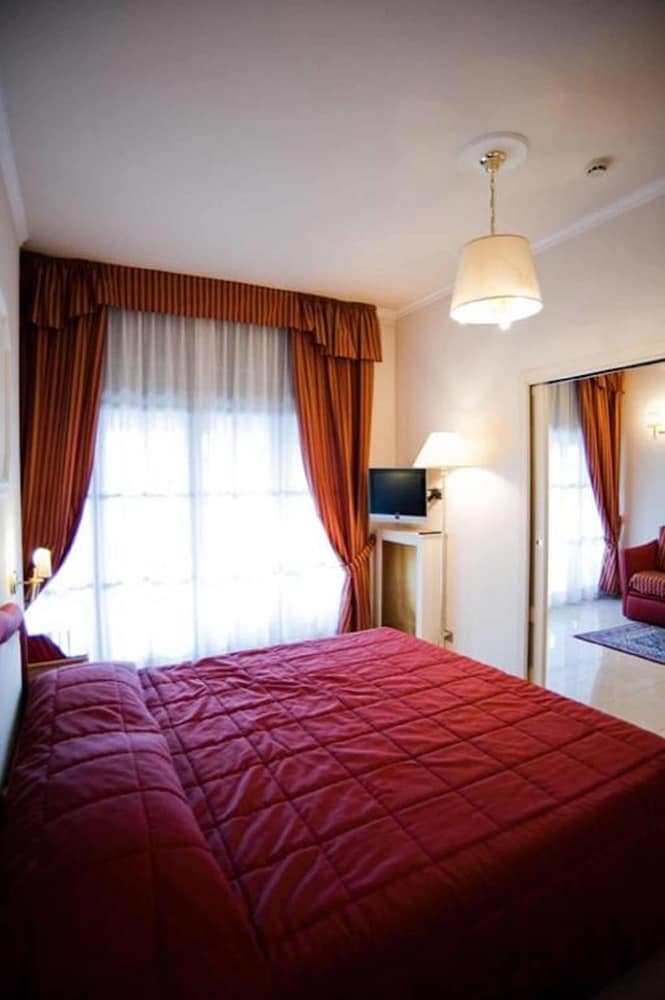 Фото The Port Residence