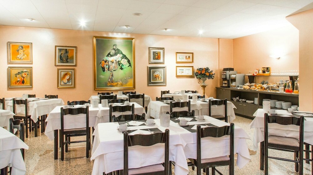 Фото Hotel Diana