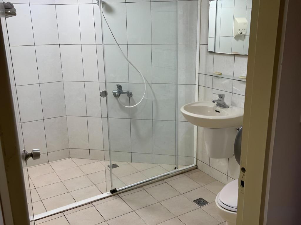 Фото Laurel Business Hotel