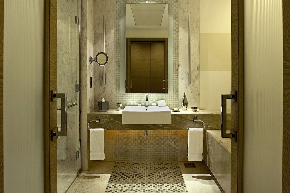 Фото Millennium Al Rawdah Hotel