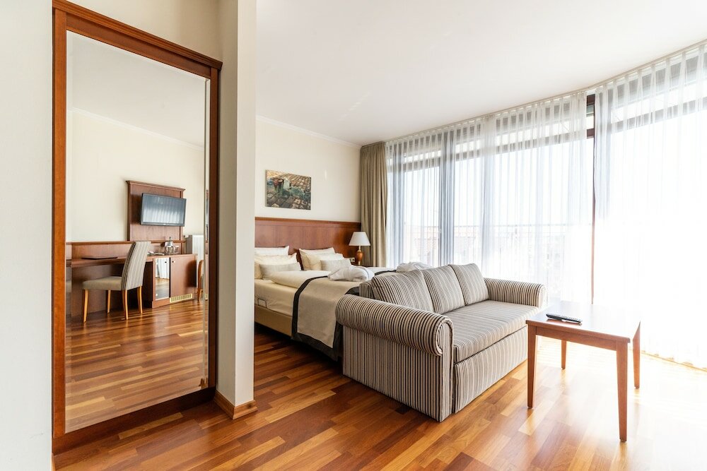 Фото Hotel Hanseatischer Hof