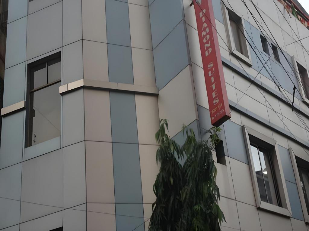 Фото Hotel Diamond Suites