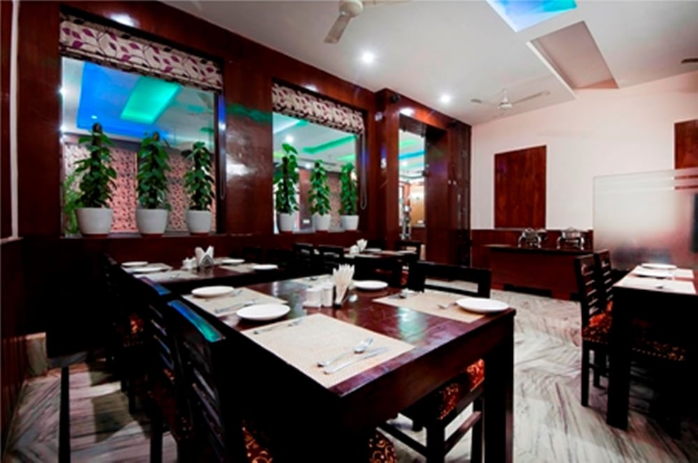 Фото Airport Hotel Olive & Blue