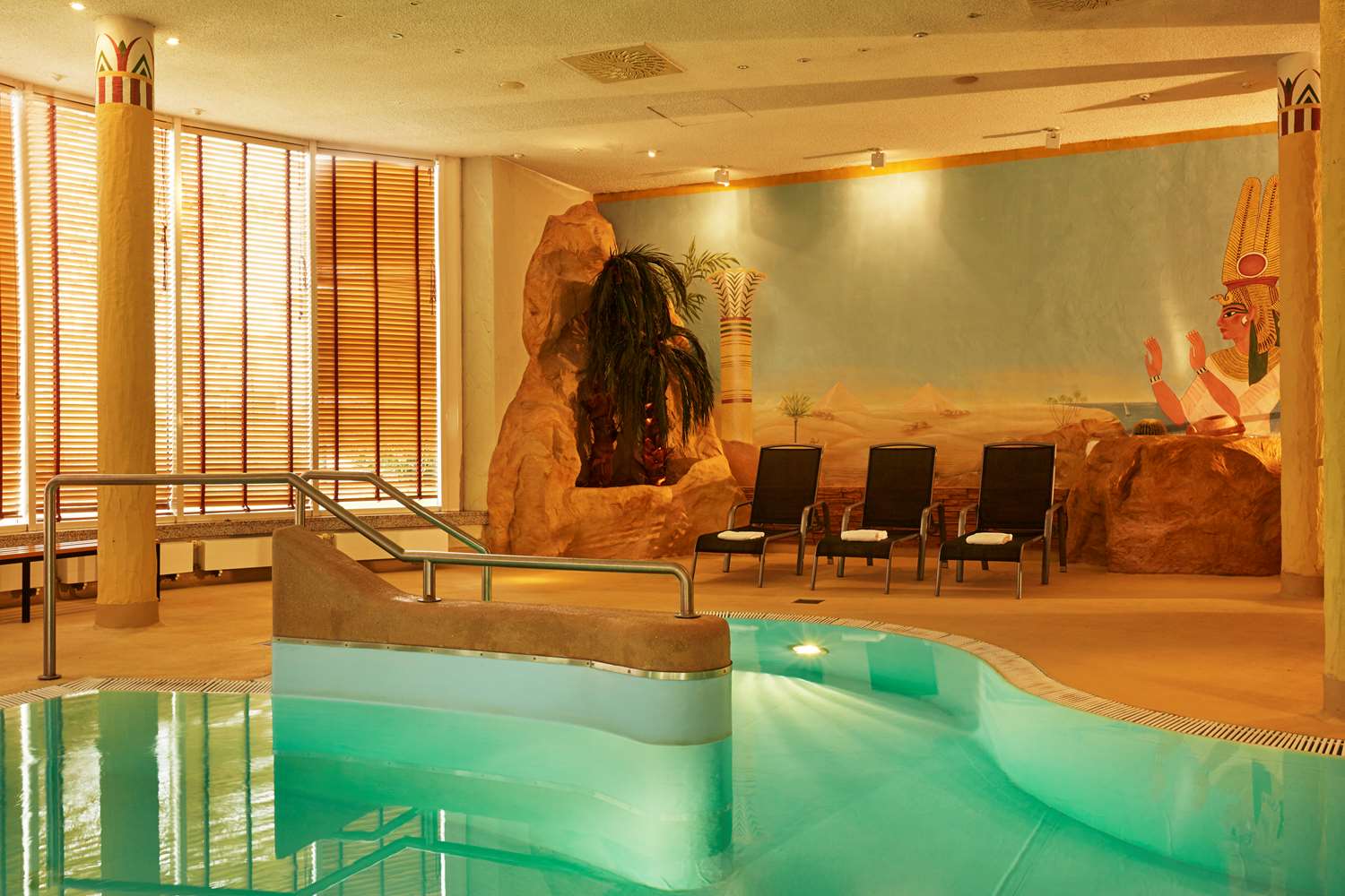 Фото 236041957965