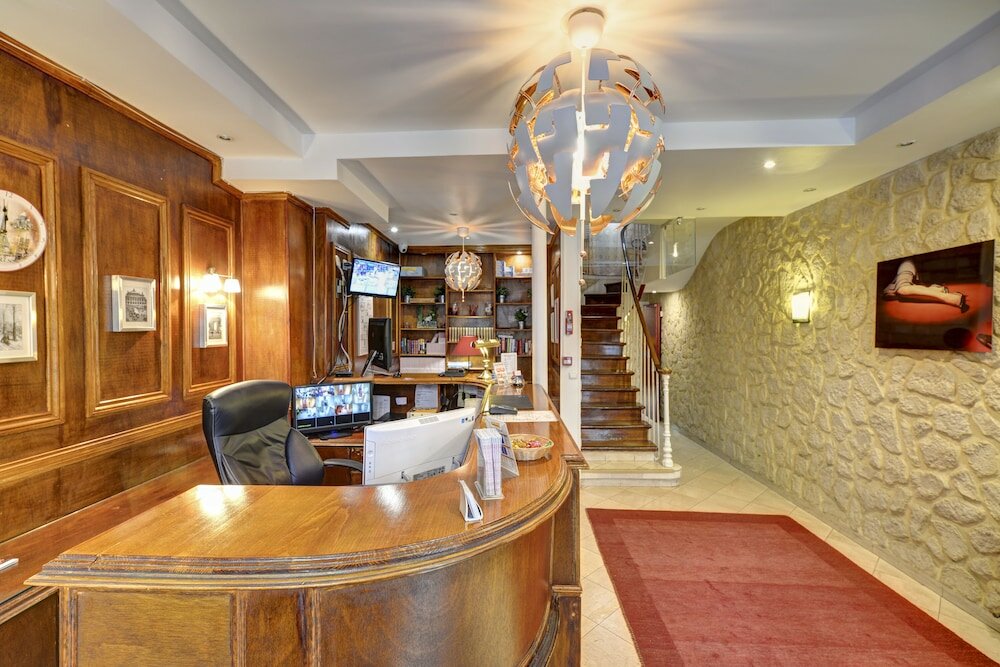 Фото Pavillon de Montmartre